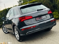 Audi Q5 50 TFSIe quattro S tronic S line business