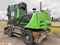 Liebherr A920