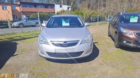 Opel Astra 1.4 Benz 2010 rok 13.600zł