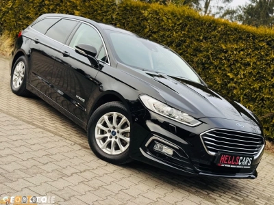 Ford Mondeo 2.0 Hybrid Titanium