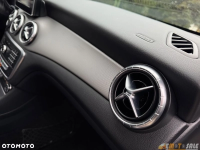 Mercedes-Benz CLA Shooting Brake 180 d AMG Line