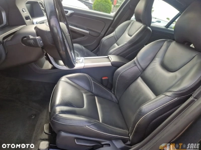 Volvo S60 T5 Drive-E R-Design Summum