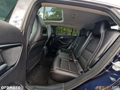 Mercedes-Benz CLA Shooting Brake 180 d AMG Line