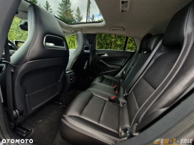 Mercedes-Benz CLA Shooting Brake 180 d AMG Line