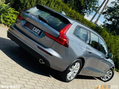 Volvo V60 D4 AWD Geartronic Momentum
