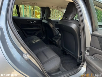 Volvo V60 D4 AWD Geartronic Momentum