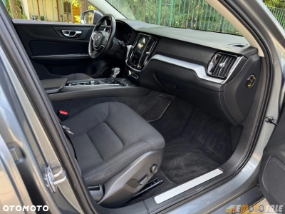 Volvo V60 D4 AWD Geartronic Momentum