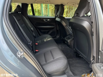 Volvo V60 D4 AWD Geartronic Momentum