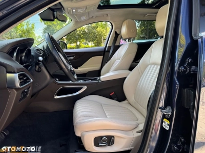 Jaguar F-Pace 25t AWD Prestige