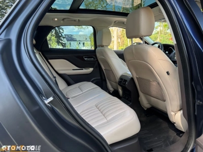 Jaguar F-Pace 25t AWD Prestige