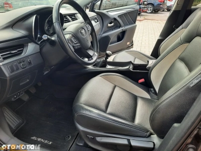 Toyota Avensis 1.8 Premium