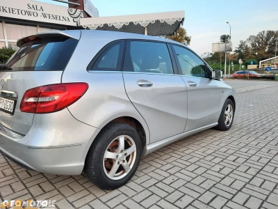 Mercedes-Benz Klasa B 180 (BlueEFFICIENCY)