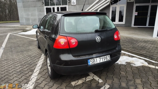 Volkswagen Golf V 1.6 benzyna 2006r