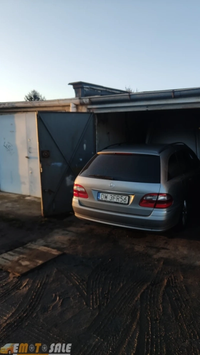 Mercedes-Benz w211 e270 Avantgarde