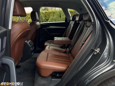 Audi Q5 50 TFSIe quattro S tronic S line business