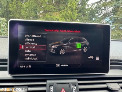 Audi Q5 50 TFSIe quattro S tronic S line business