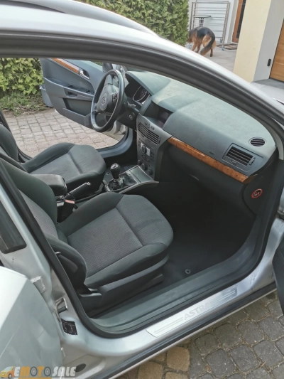Opel Astra 2005 230000