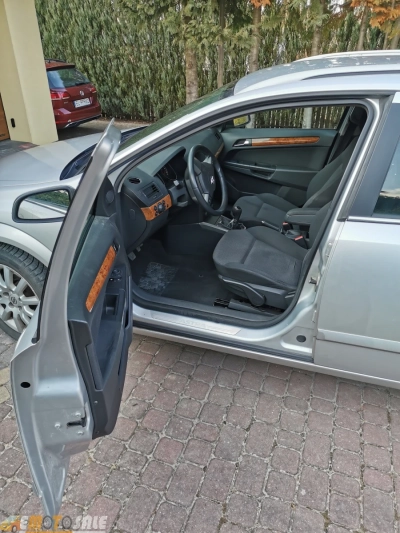 Opel Astra 2005 230000