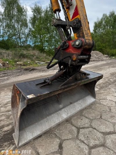 Liebherr A311