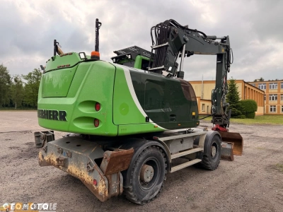 Liebherr A920