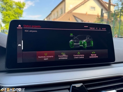 BMW Seria 5 520i Sport Line