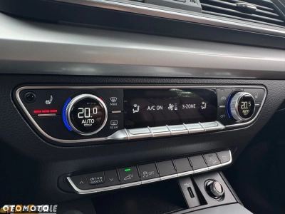Audi Q5 50 TFSIe quattro S tronic S line business