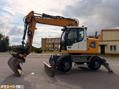 Liebherr A918 Compact