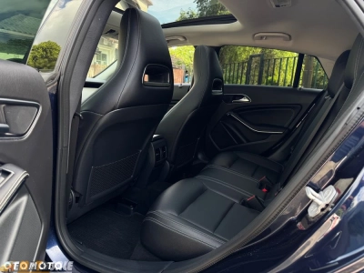 Mercedes-Benz CLA 180 d AMG Line