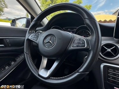 Mercedes-Benz CLA 180 d AMG Line